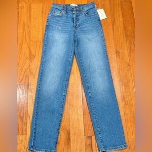 Universal Thread / High Rise 90s Straight Jeans